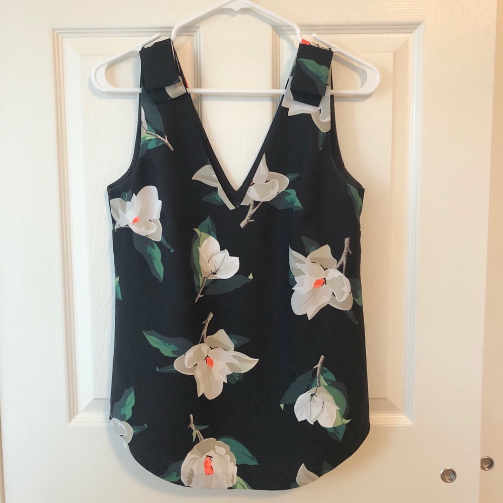 Banana Republic Floral V Neck Blouse